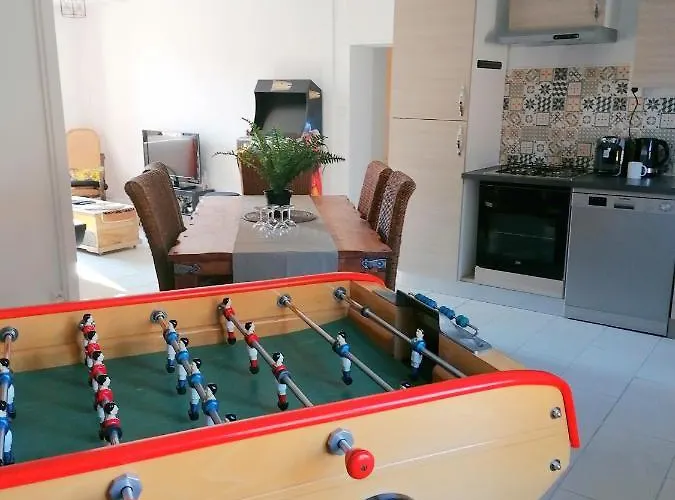 Le Cocoon D\'Annabelle - Jolie Maison Avec Jeux Et Grand Jardin